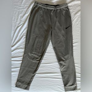 Men’s Nike Dri-Fit Sweatpants Joggers Size Large Gray